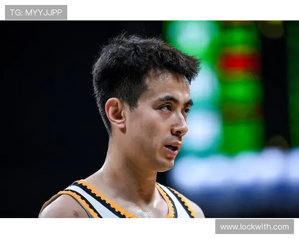 赵继伟心路历程揭秘：从青涩少年到篮球场上的成熟领袖