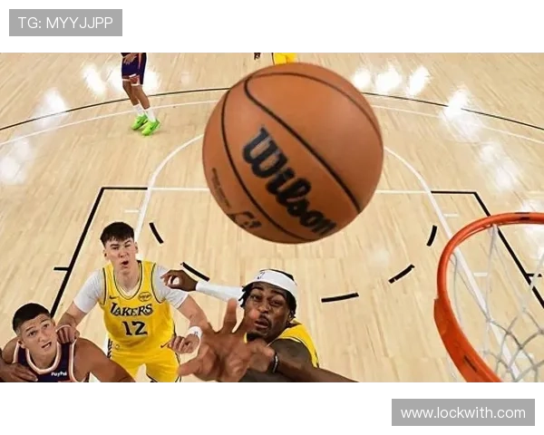 寒冰射手表现低迷小迈克尔波特23投仅7中三分球惨淡17分17板难救球队